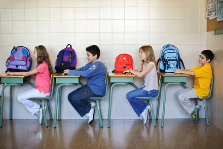 Posture problems for students: See how to avoid posture problems when studying